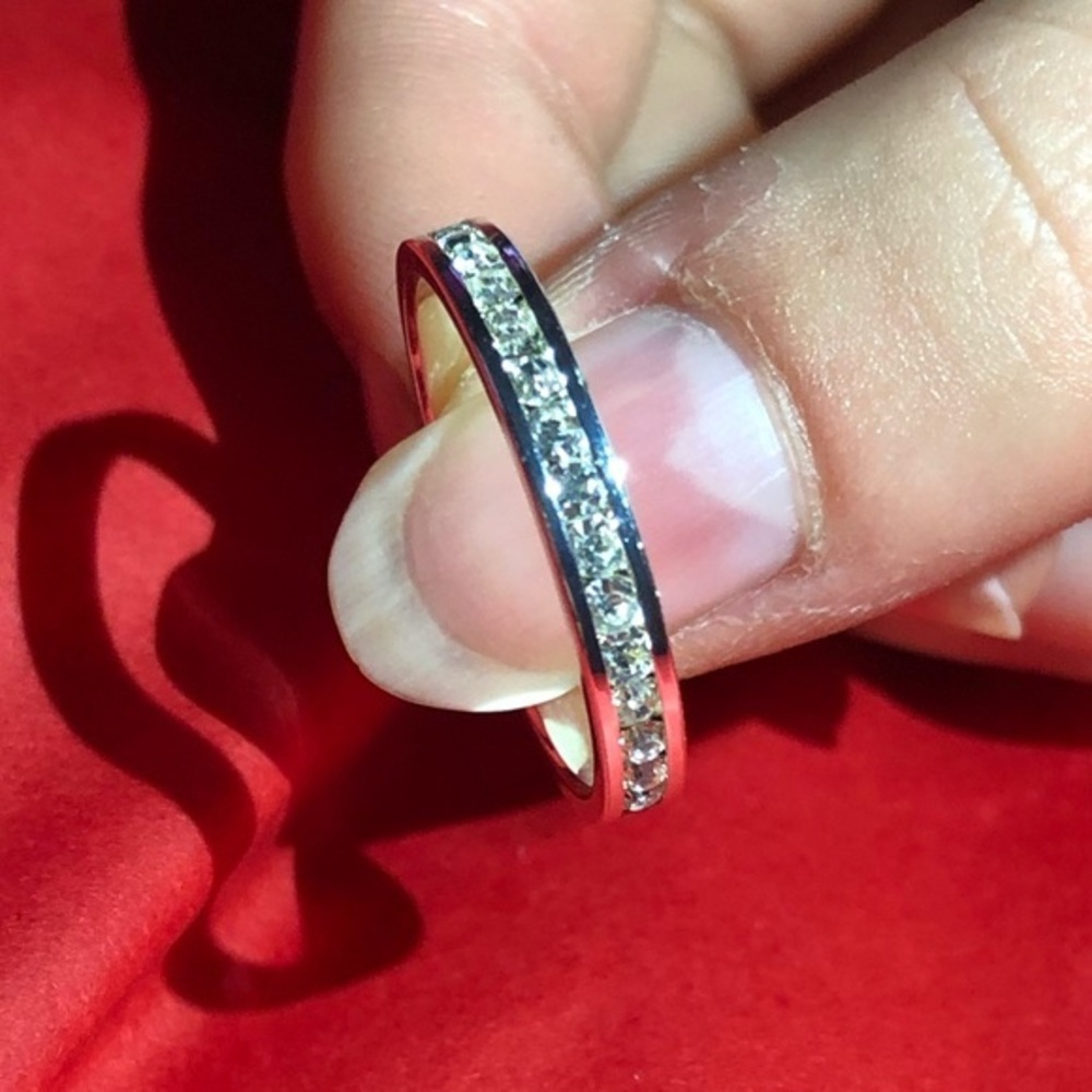 Fashion Diamond 💎 band size 8